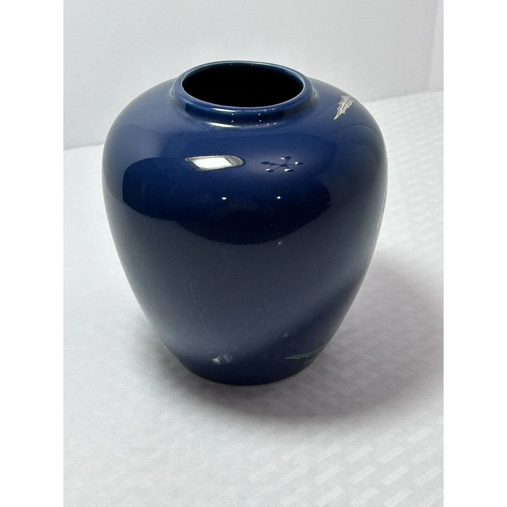Vintage Shady Colbalt Blue Iris Ginger‎ Vase